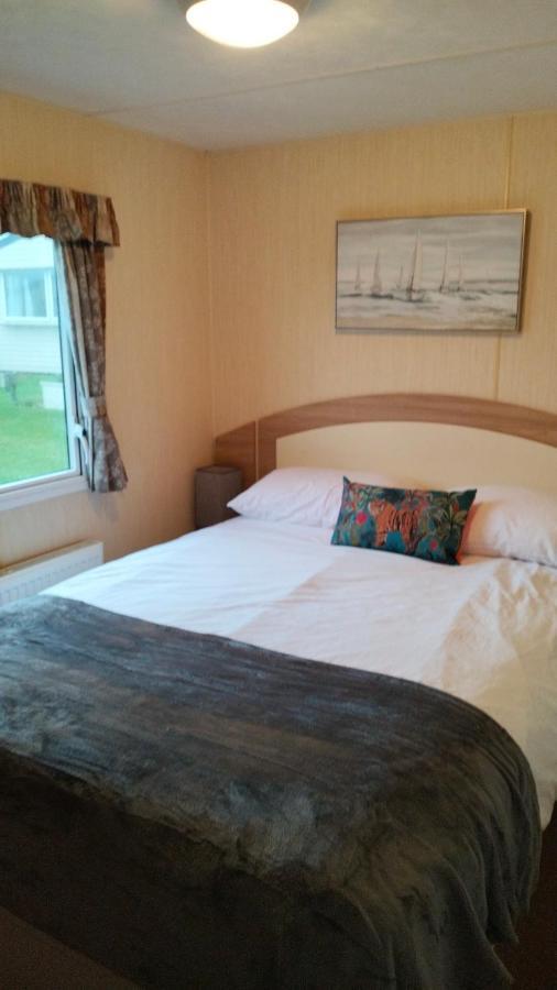 Seascape - Blue Dolphin Holiday Park Gristhorpe Екстер'єр фото