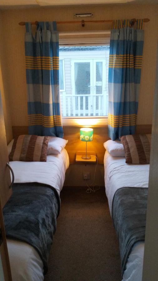 Seascape - Blue Dolphin Holiday Park Gristhorpe Екстер'єр фото
